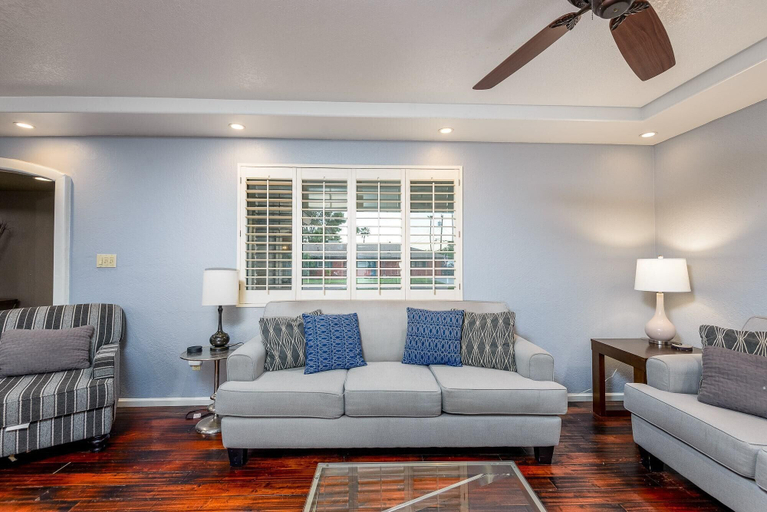 Others 5, New Spacious Updated 5 min to OLD Town Heated Pool, Maricopa