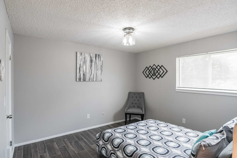 Bedroom, Comfortable Suite in Soutwest Wichita w/ 75 Walkscore, Sedgwick