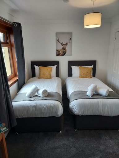 Bedroom 2, The Thistle Guest Rooms, Highland