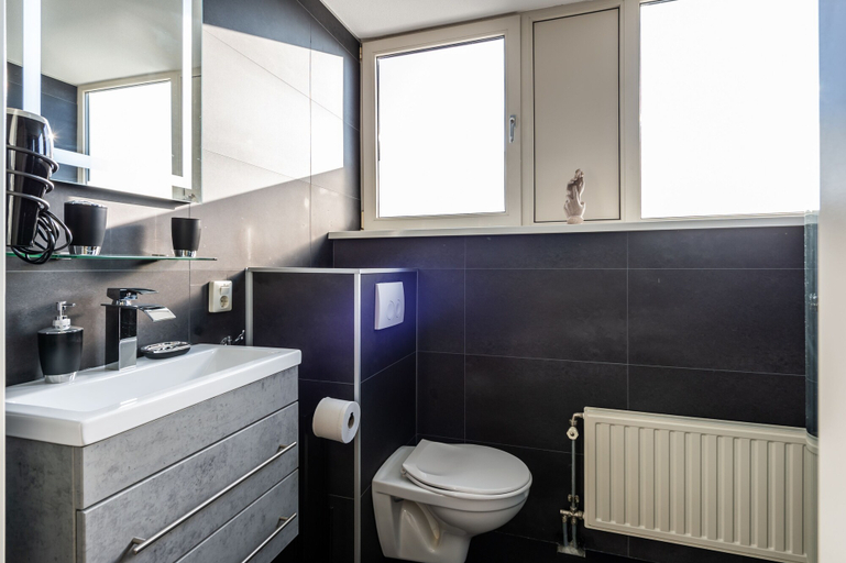 Bathroom 3, Antibes 198 - Kustpark Village Scaldia, Sluis
