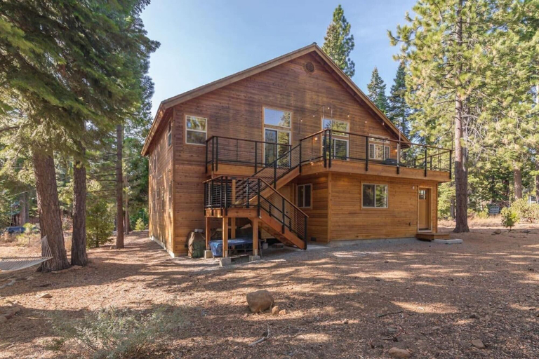 Exterior & Views 1, Kingswood Dr Criterion 58 - Whitney, Placer