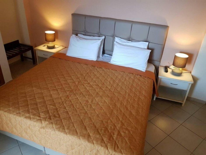 Bedroom 4, Mitho, Central Greece