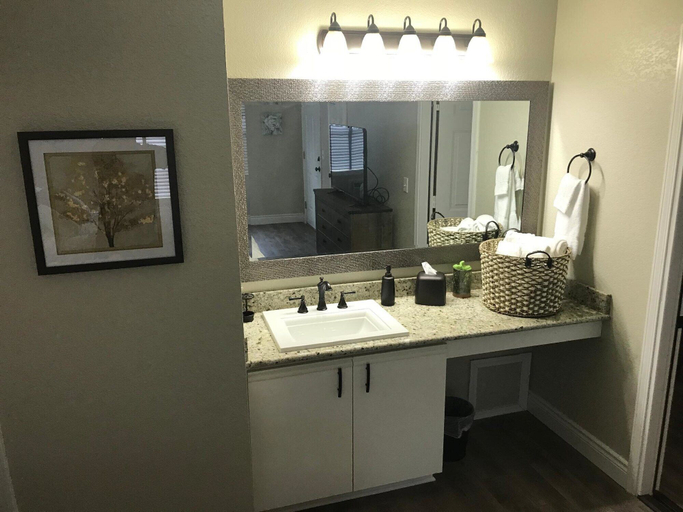 Bathroom 4, Club A-9 in Branson With 2 Bedrooms and 2 Bathrooms, Taney