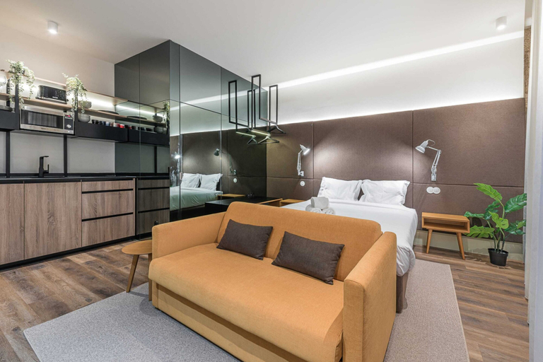 Others 4, Guestready - Mercadores 150, Porto