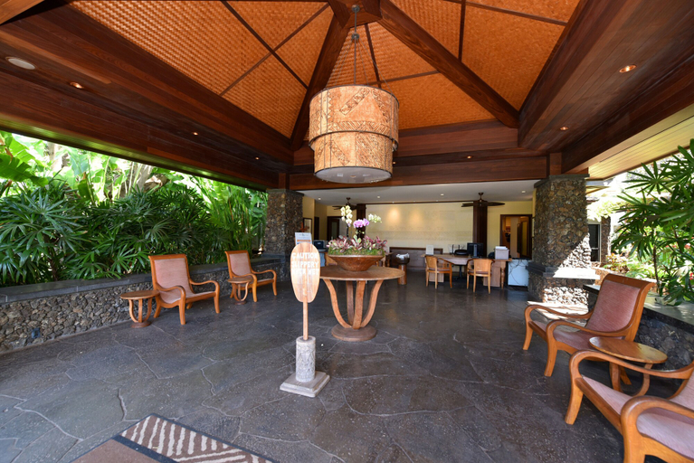 Food & Drinks, Aina Nalu K106, Maui