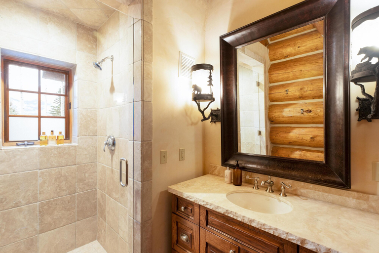 Bathroom 4, Palmyra Dr - Ute Lodge, San Miguel