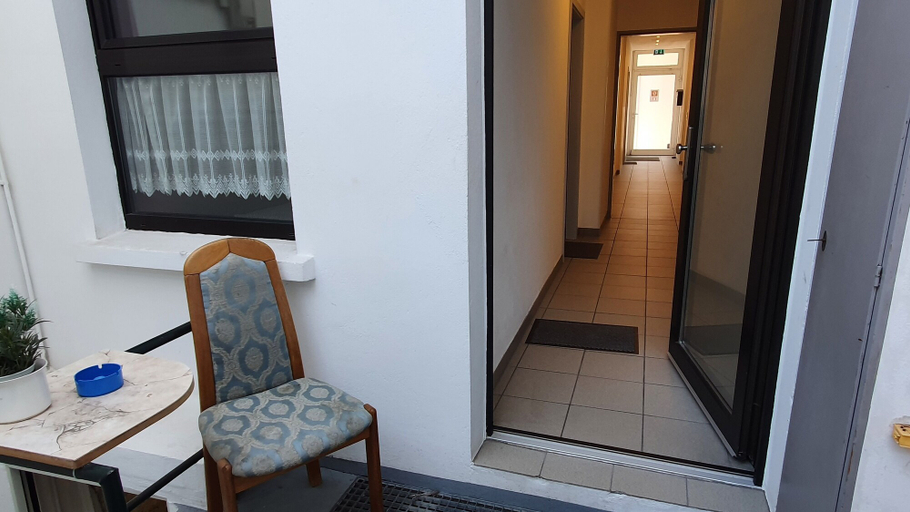 Others 5, Hostel Gastehaus zum Padre, Kleve
