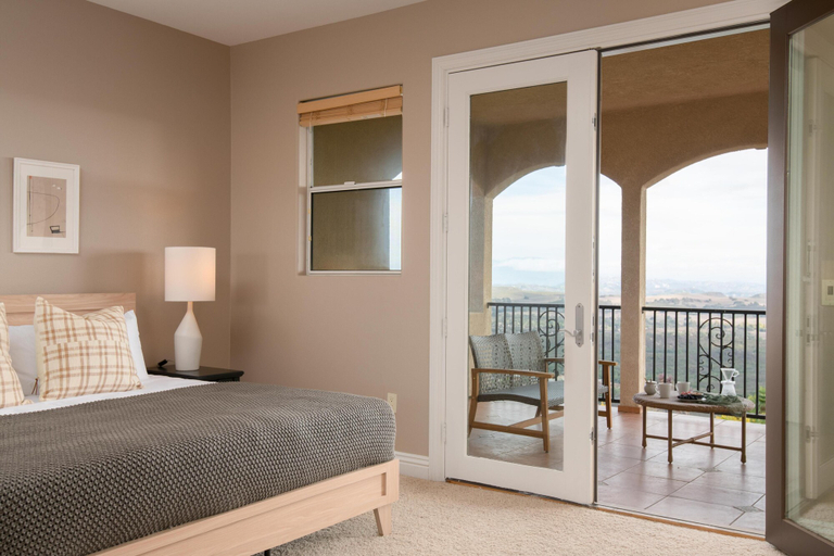 Bedroom 5, Via Los Laureles - Colina, Riverside
