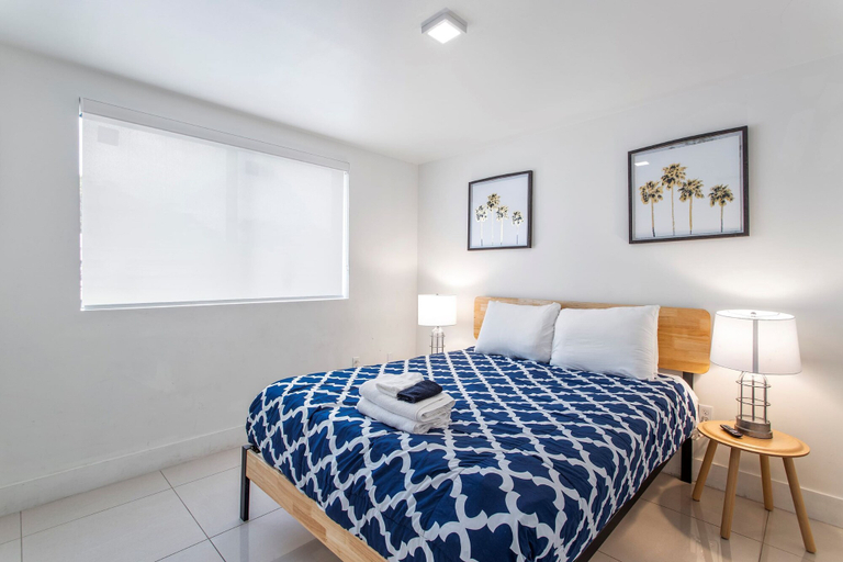 Bedroom 1, Miami Suite 308, Miami-Dade