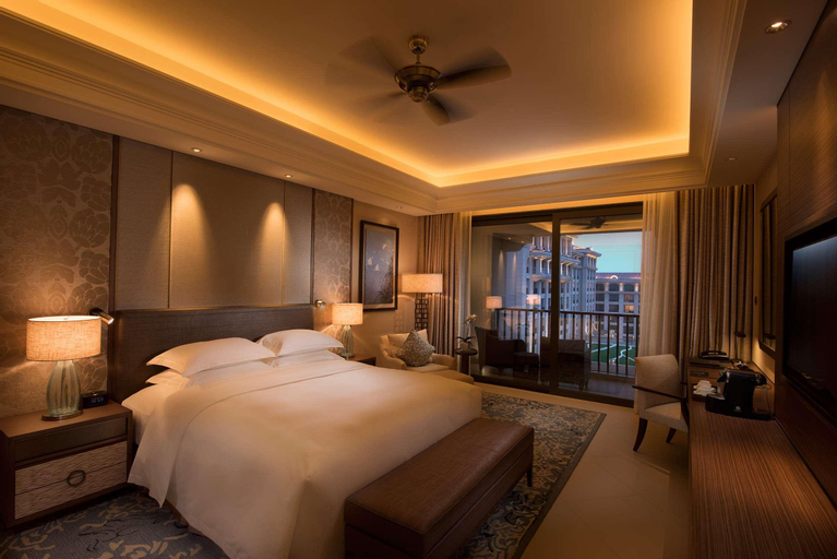Bedroom 24
