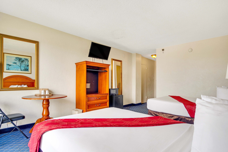 Bedroom 3, North Miami Beach Gardens Inn & Suites, Miami-Dade