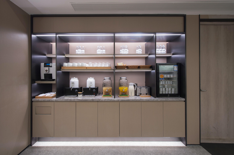 Food & Drinks 5, Ji Hotel (Future Road Store, Convention & Exhibiti, Zhengzhou