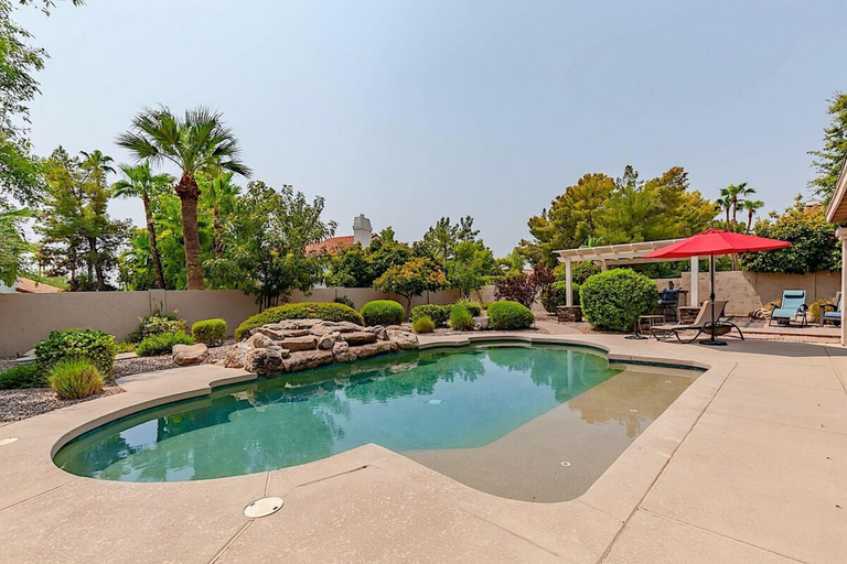 Sport & Beauty 1, Paradise Retreat 4BR by Casago, Maricopa