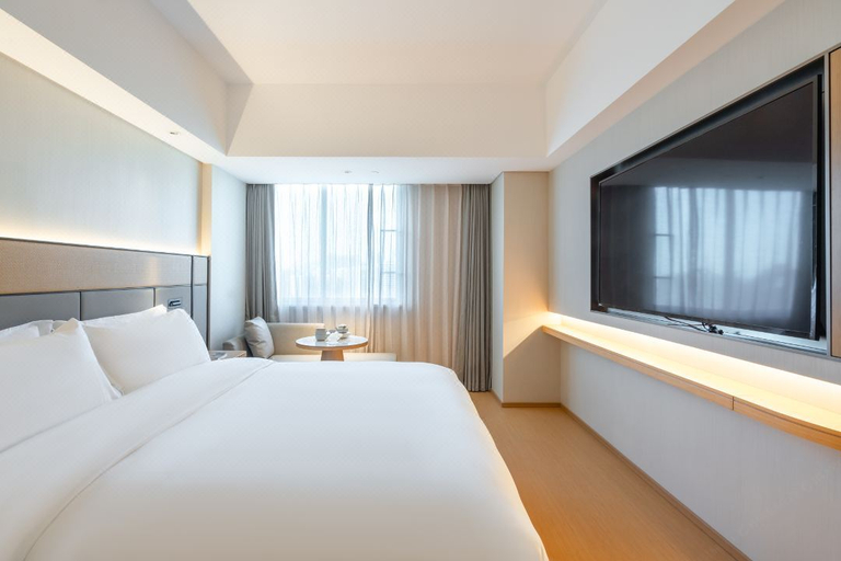 Bedroom 3, JI Hotel (Guangzhou Zhujiang New Town Canton Tower), Guangzhou