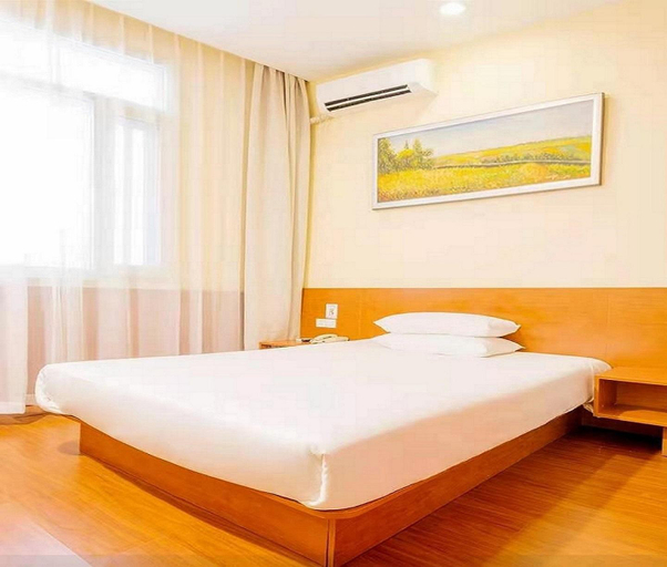 Bedroom 2, HanTing Hotel (Beijing Railway Station), Beijing