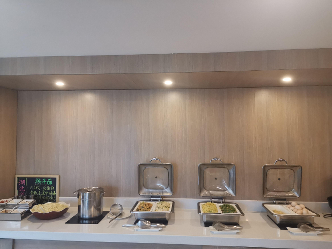 Food & Drinks 5, Hanting Premium Hotel Wuhan Haichang Polar Ocean , Wuhan