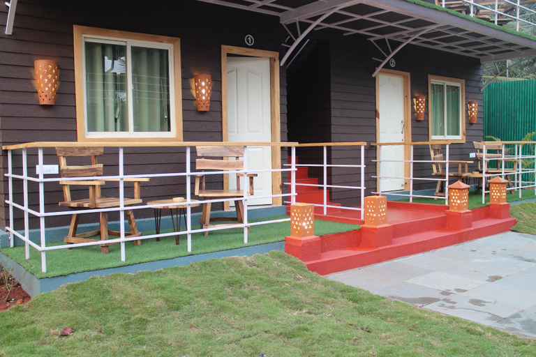 Others 5, Gulmohar Cottages, North Goa