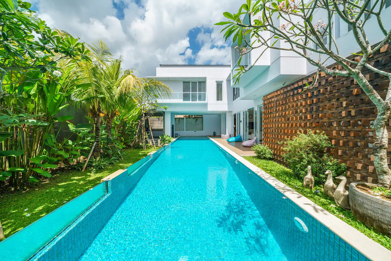 Sport & Beauty 1, Villa Ammanya: Modern 3-Bedroom Luxury Villa in Canggu, Badung