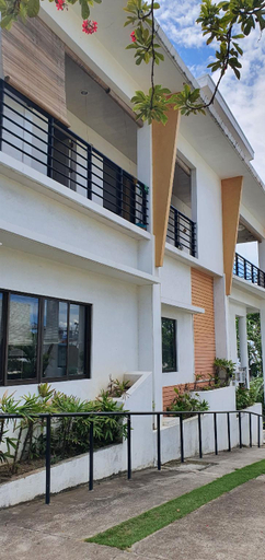 Others 4, Lola's Guest House, Lapu-Lapu City
