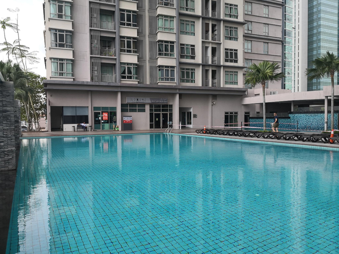 Sport & Beauty 2, Work FrHome,10AM-6PM DAY USE, Shaftsbury@Cyberjaya, Sepang