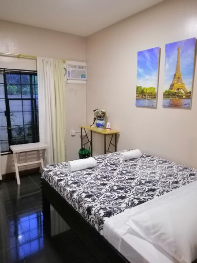 Bedroom 2, Jonas' House(Strictly upto 14pax, No Pets allowed), Tagaytay City