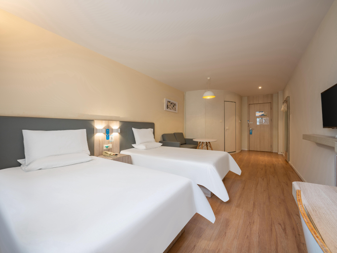 Bedroom 4, Hanting Hotel (Ji'nan Dikou Road), Jinan