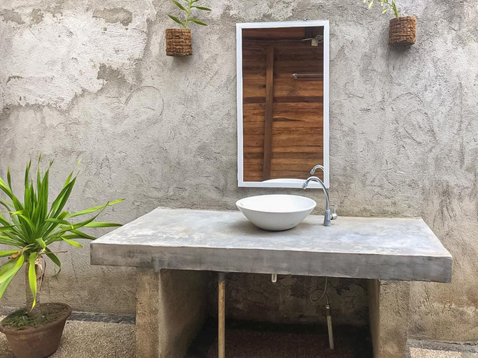 Bathroom 5, Lullabi Lumbung Villa, Lombok