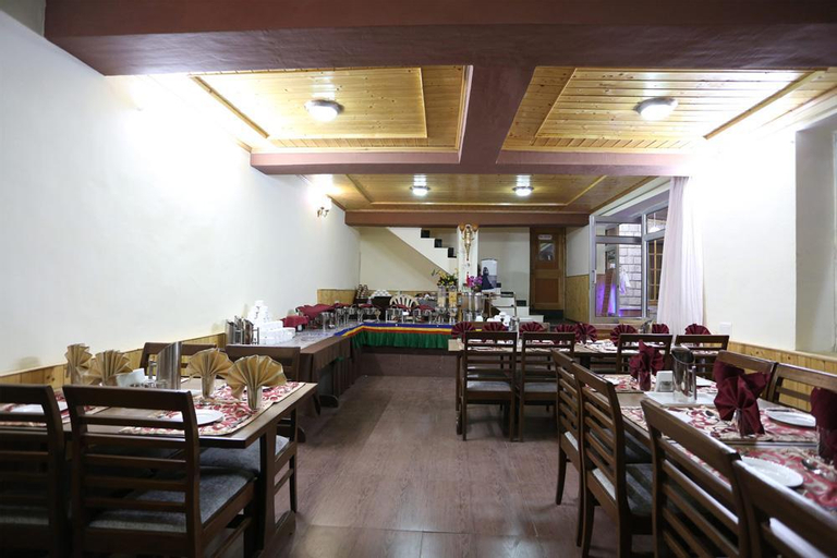 Hotel Charu Palace Leh, Lahul & Spiti