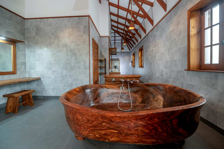 Bathroom, Mangrove View Resort, Bassein