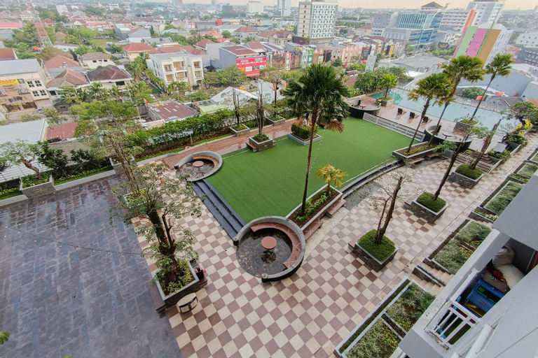 Exterior & Views 4, Tranquil Studio at Vida View Makassar Apartment By Travelio, Makassar
