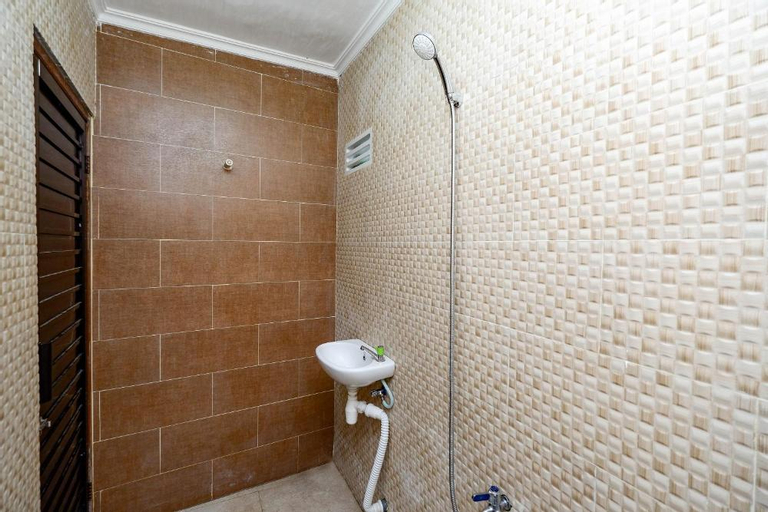 Bathroom 3