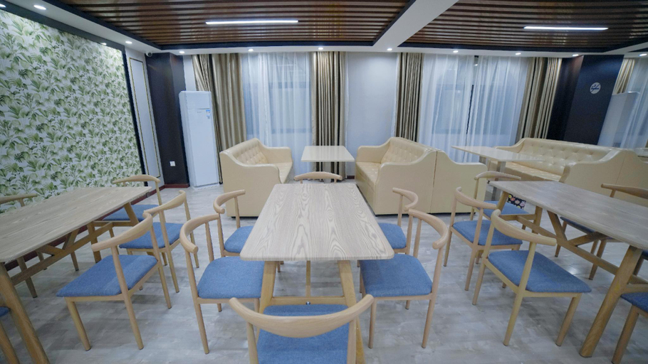 Food & Drinks 5, Starway Hotel Anshun College Nanma Plaza, Anshun