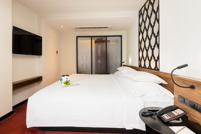 Bedroom 26