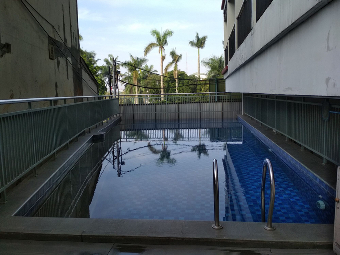 Sport & Beauty 3, Cozy Studio Room at Beverly Dago Apartment By Travelio, Bandung