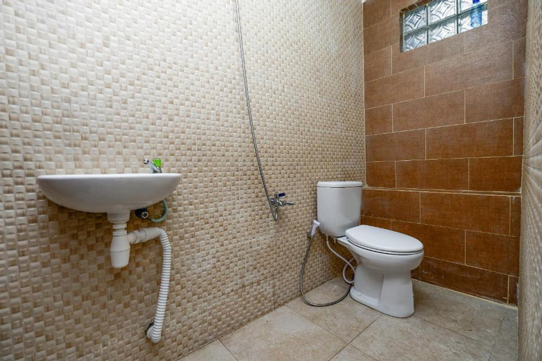 Bathroom 4