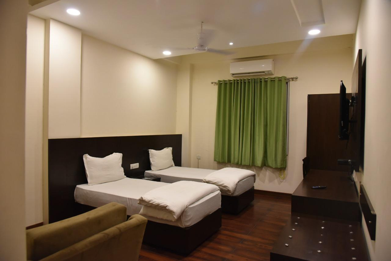 Others 2, AVASA INN, Lucknow