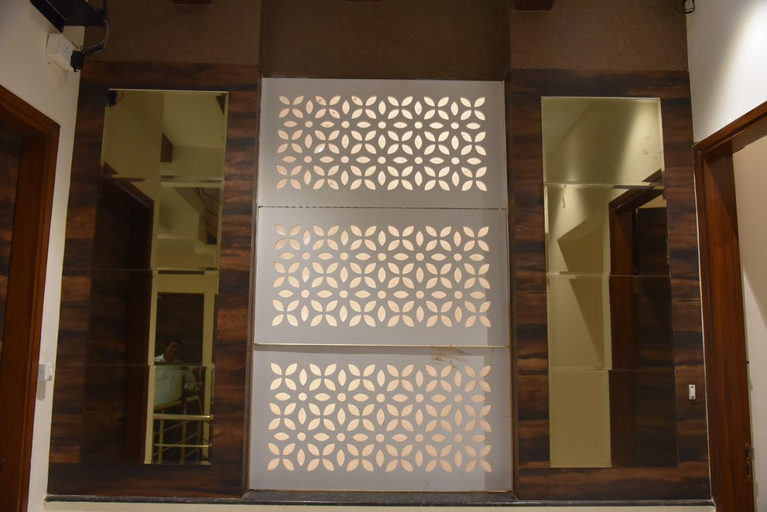 Others 3, AVASA INN, Lucknow