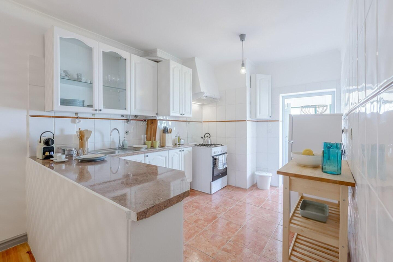 Others 5, Bright & Spacious Alfama Typical Apt,by TimeCooler, Lisbon