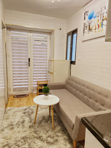 Others 5, Myan Home, Hai Bà Trưng