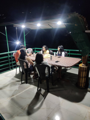 Food & Drinks 5, Riveria Hills kasauli. Pool party, Bonfire ,Trek, Solan