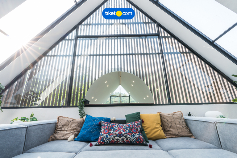Eudaimonia Studios - Public Area