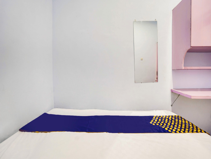 Bedroom 3, SPOT ON 91626 Rr Kost Putri Syariah, Lumajang