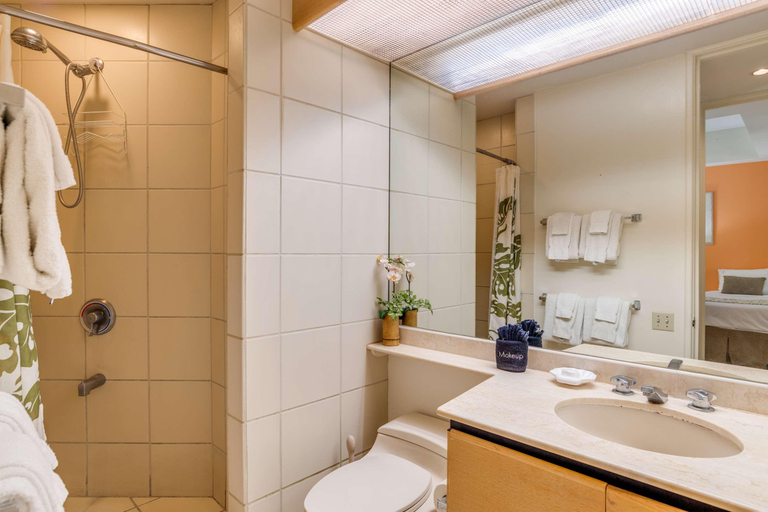 Bathroom 4, Palms at Wailea Maui, Maui