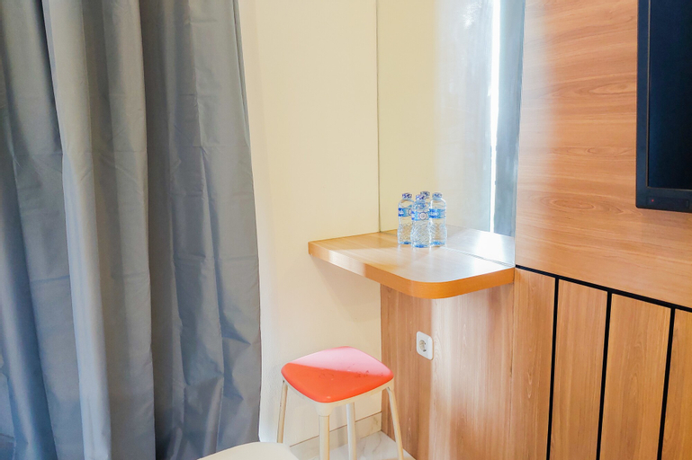 Others 5, Homey and Restful Studio Room at Sky House BSD Apartment By Travelio, South Tangerang