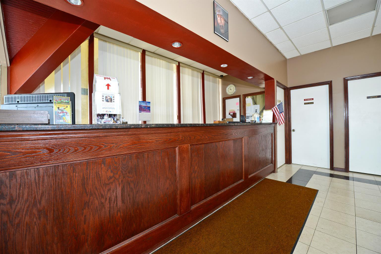 Public Area, Americas Best Value Inn Phillipsburg, Warren