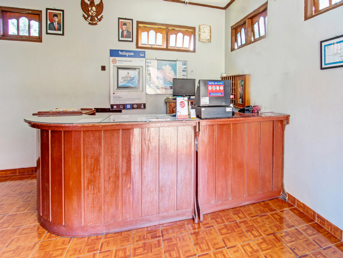Public Area 3, OYO 91644 Loka Hause, Semarang