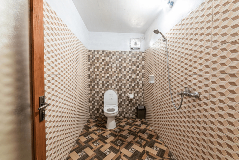 Bathroom 5, Ramp Cottage, Klungkung