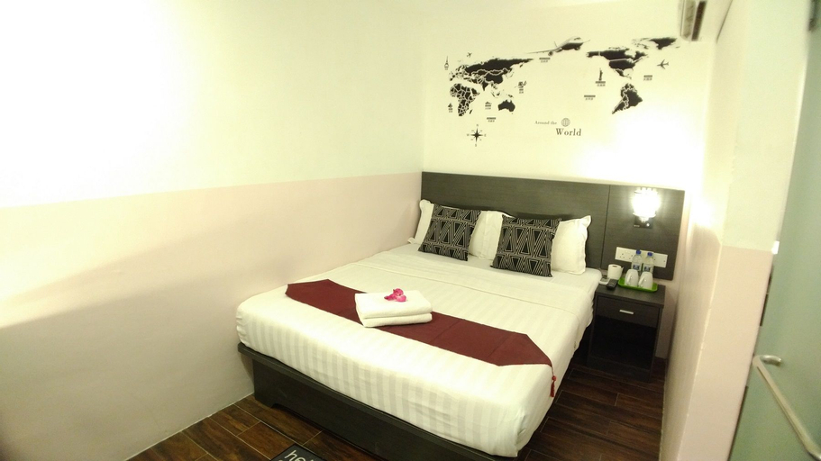 Bedroom 5, Apple 1 Hotel Queensbay, Barat Daya