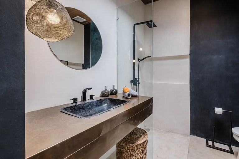 Bathroom 4, Zazen Villa 2 by Betterplace, Badung