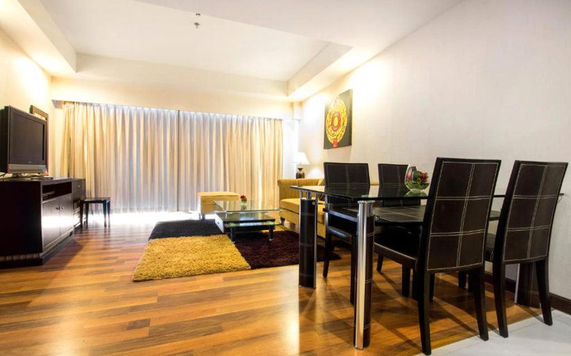 Dining Room 15